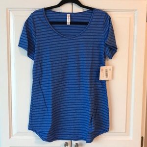 LuLaRoe Stripped Classic Tee NWT